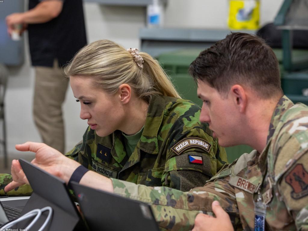 ការវិភាគនៃក្បាច់ស្លុត